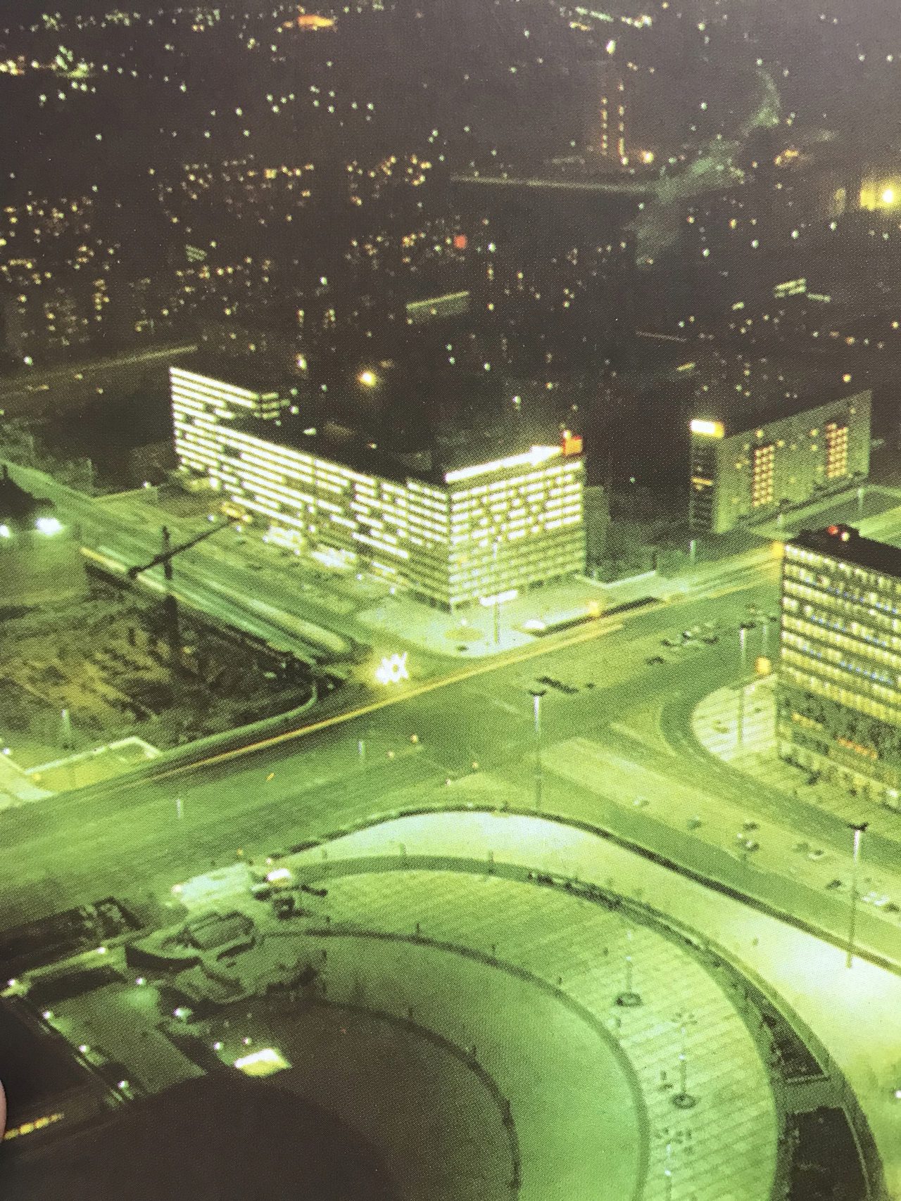 Leider kein Alt-Tag vorhanden.